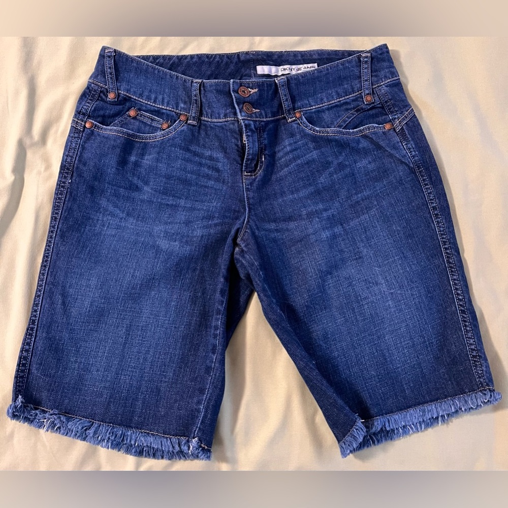Dkny jeans shorts / Bermuda size 14 blue